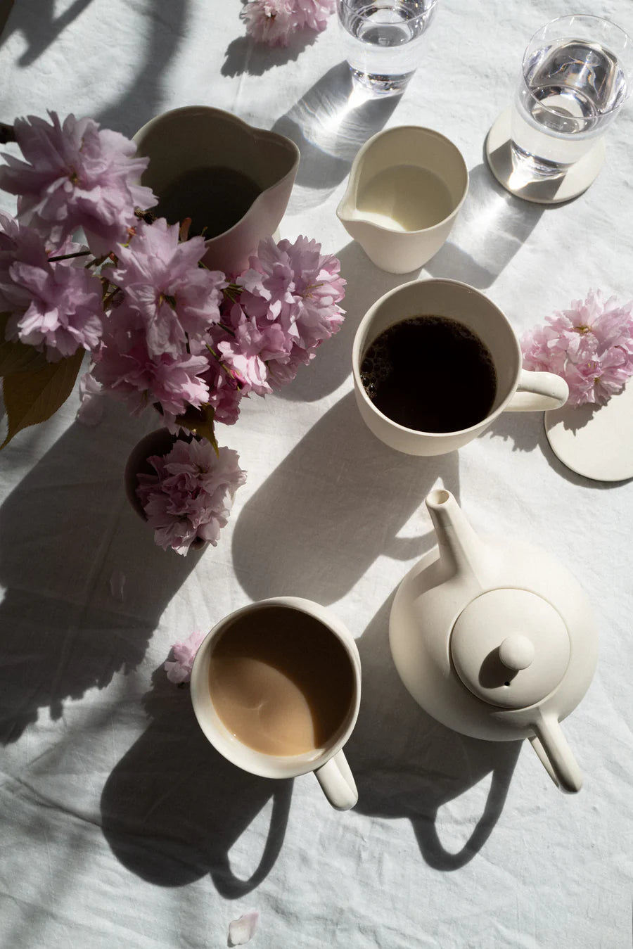 MUZCO Shop | Round Mug, Slate